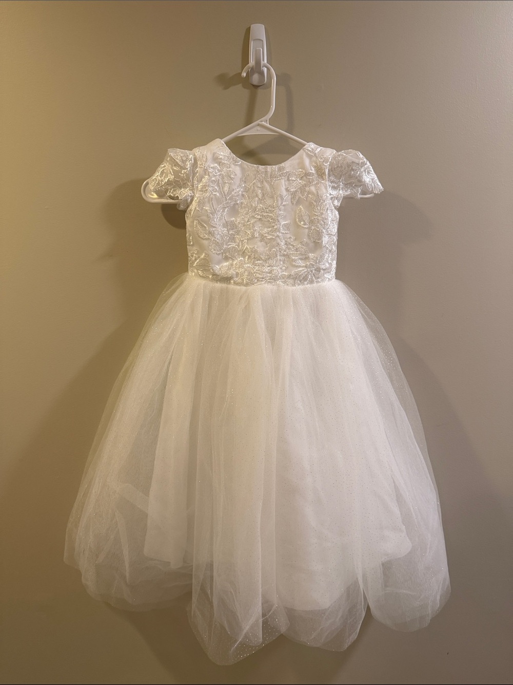 Ivory Floral Embroidered Tulle Formal Dress for Girls